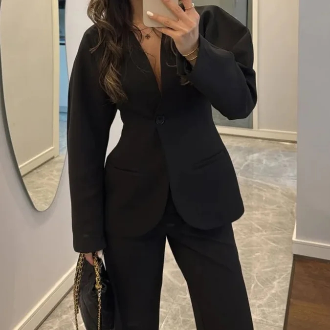 Women Formal Wear With Tie - Setelan Celana Wanita Hitam V-Neck dengan