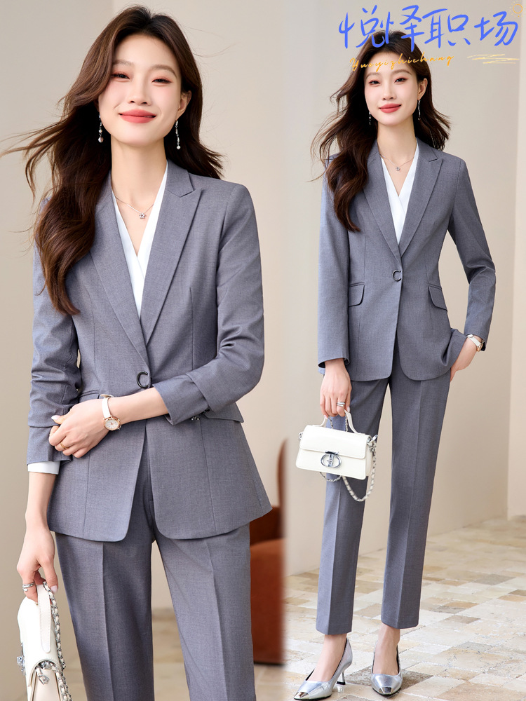 Women Formal Wear Store - Setelan Jas Wanita: Pakaian Profesional dengan